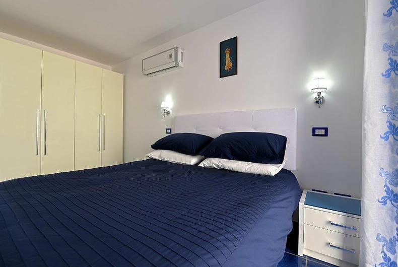 Sunshine House Villa ซอร์เรนโต ภายนอก รูปภาพ