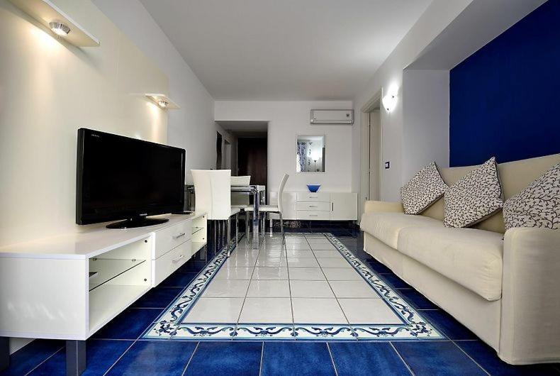 Sunshine House Villa ซอร์เรนโต ภายนอก รูปภาพ