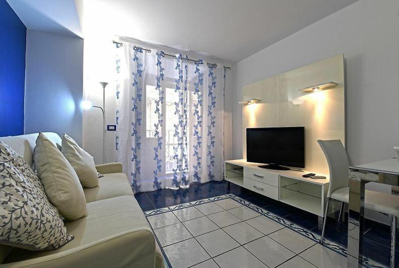 Sunshine House Villa ซอร์เรนโต ภายนอก รูปภาพ